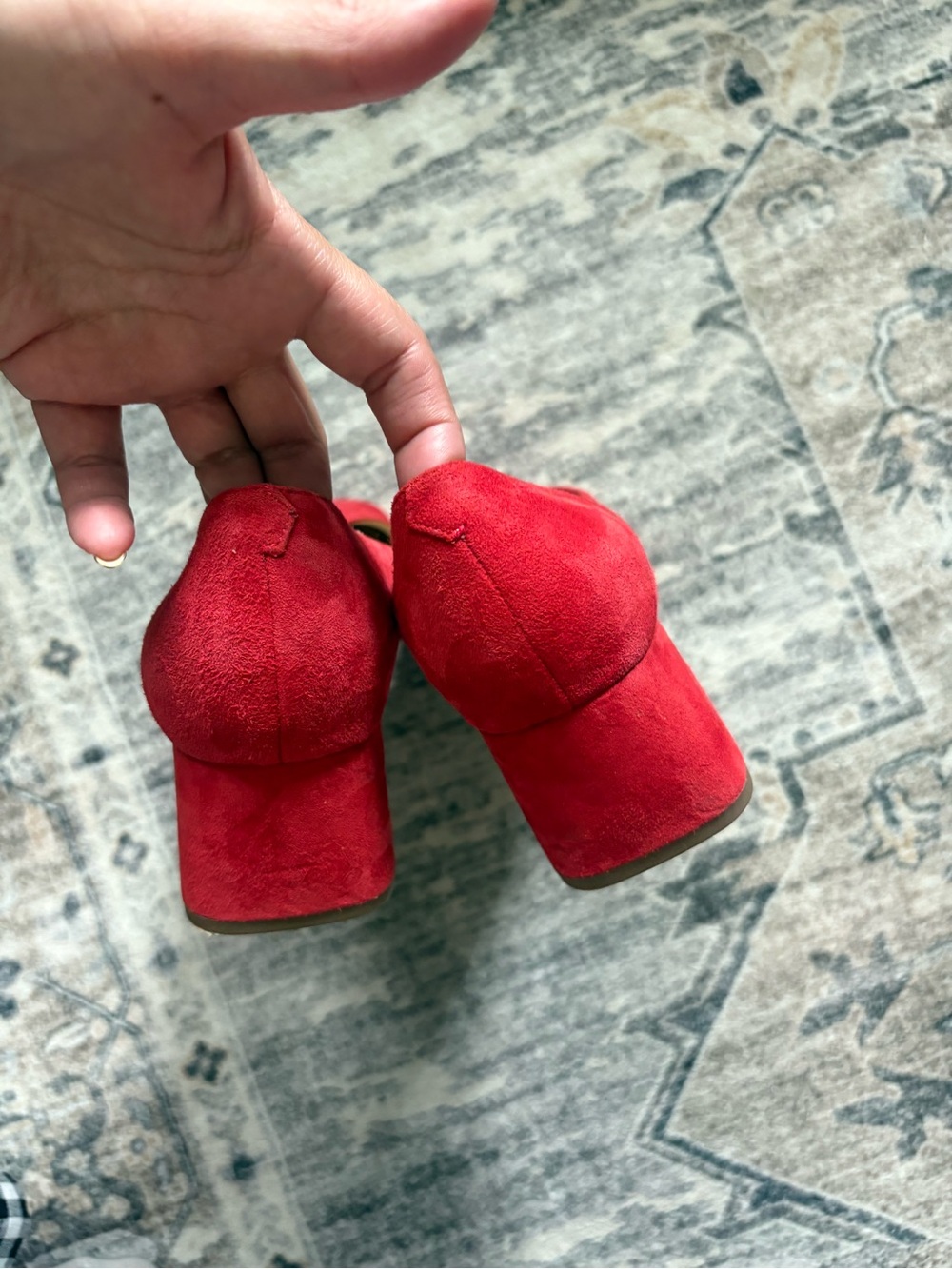 J. McLaughlin Charlene Red Suede Pumps Size 8.5 Slip On Shoes Heels Career Work - Picture 3 of 9